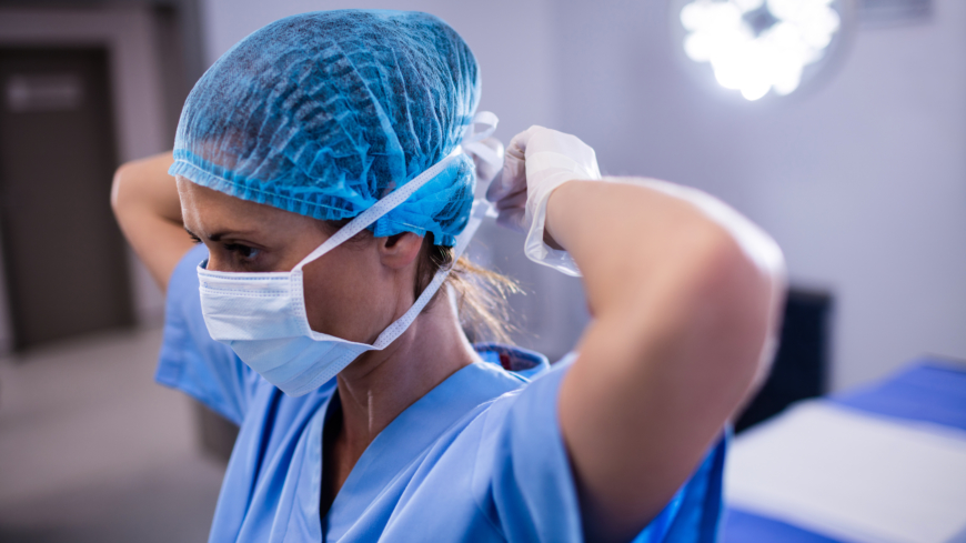  Studien visade att pateinter som blivit opererade av en kvinna hade fyra procents lägre risk för dödsfall eller komplikationer. Foto: Shutterstock